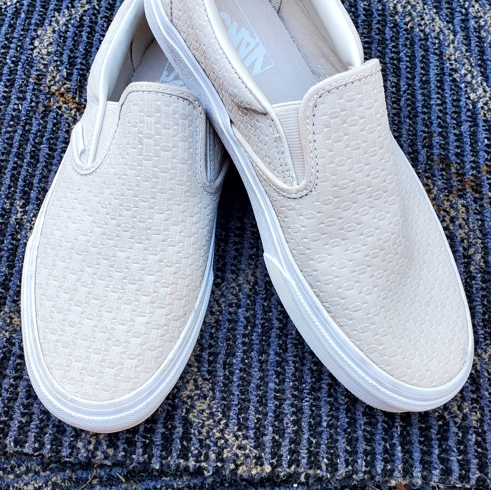 Van's Unisex Slip ons.